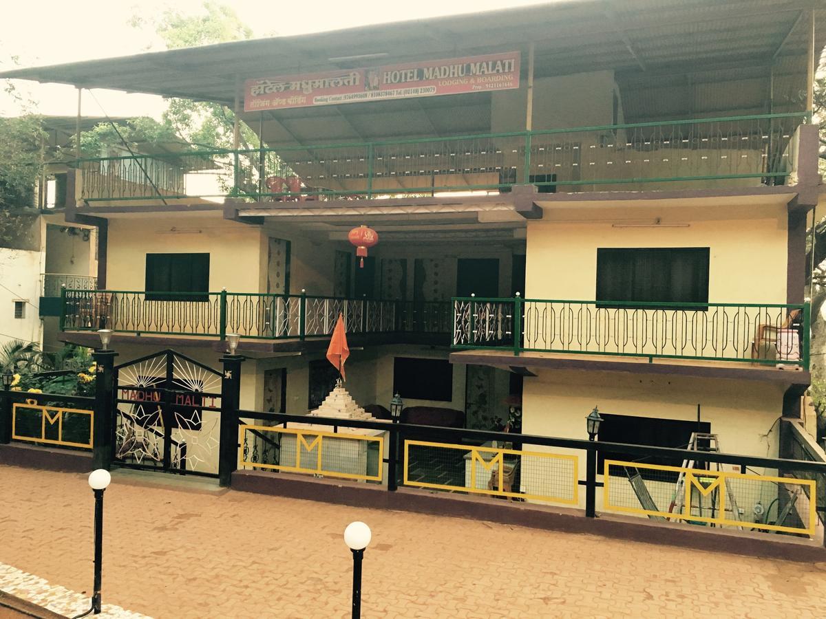 Hotel Madhumalti Matheran Exteriér fotografie